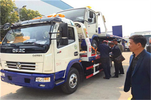 长岛汽车道路救援拖车价格